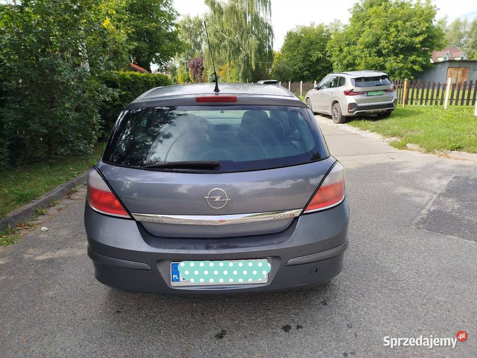 Opel Astra h 17 CDTI 2004 pół skóry ładna