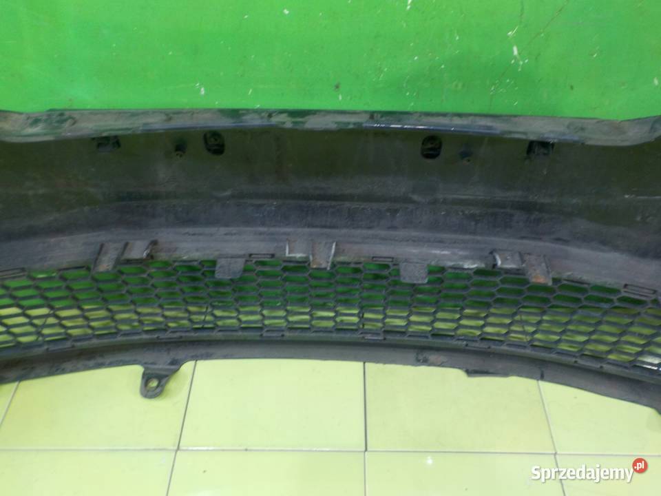 LEXUS IS II LIFT 25 B 10r SEDAN 4D zderzak przod osobowe sprzedam