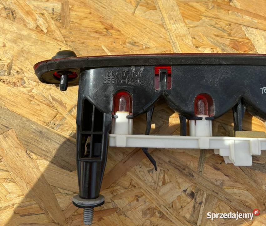 TRZECIE ŚWIATŁO STOP SUZUKI SWIFT IV MK6 Międzychód