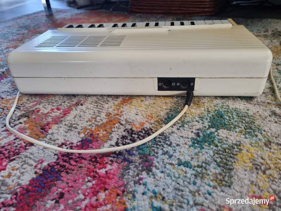 Organy ELWRO ELWIRKA lata 80 PRL sentyzator Solnica