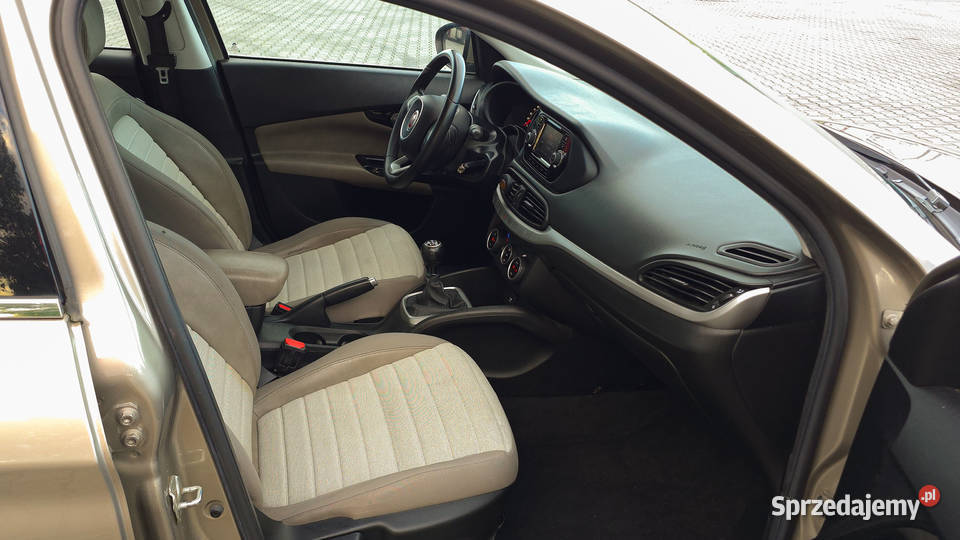 Fiat Tipo 14 95 Sedan Lounge Benzyna Manual