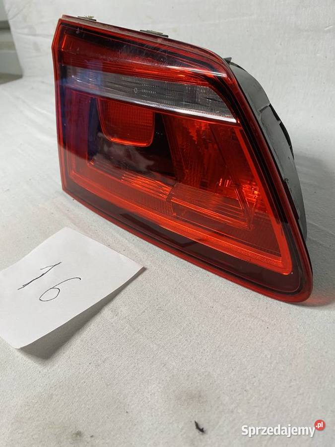 VW GOLF SPORTSVAN LAMPA PRAWA TYŁ 510945093K nieuszkodzony Jabłonna