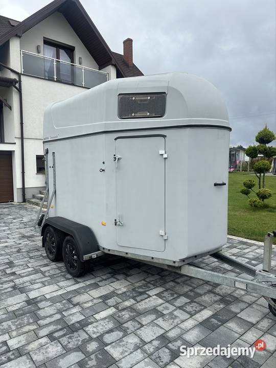 Przyczepa do przewozu 2 koni kat B dmc 1300 Mokra sprzedam