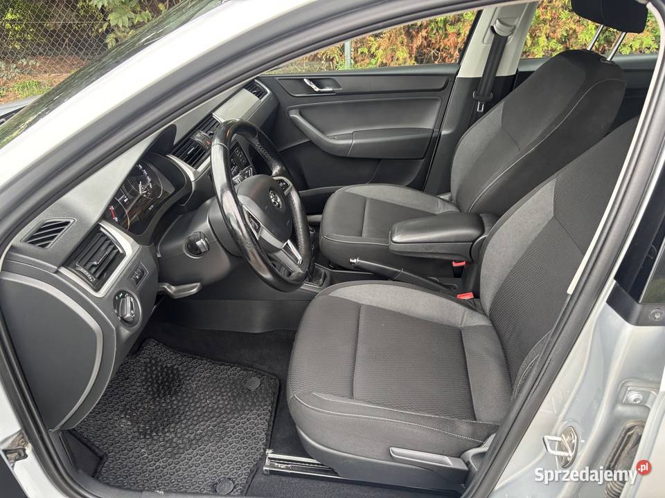 Skoda Rapid 12 Benzyna 90 2 kpl opon 90KM