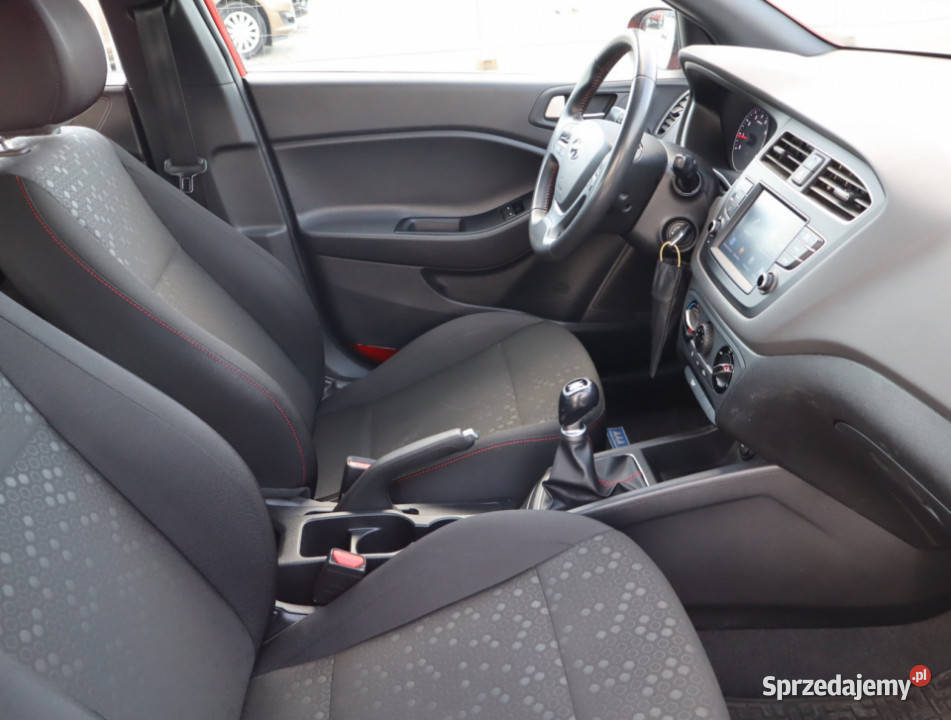 Hyundai i20 12 MPI elektryczne lusterka Piaseczno sprzedam