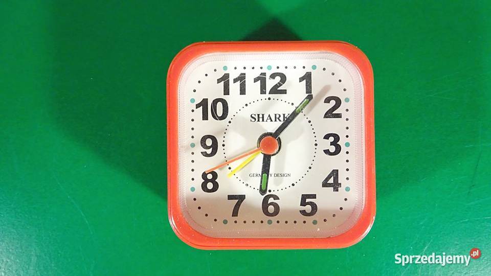 Budzik SHARK mały 63x63x30 na baterię 1xAA 15V Chorzów