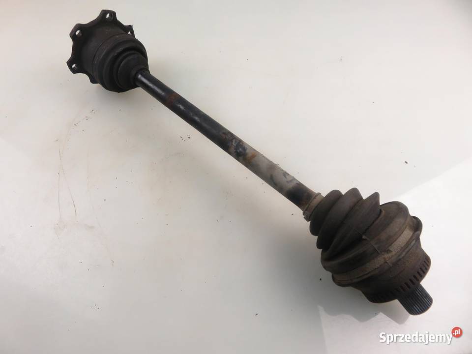 PÓŁOŚ PRAWA PRZEDNIA VW PASSAT B5 19 TDI AVB