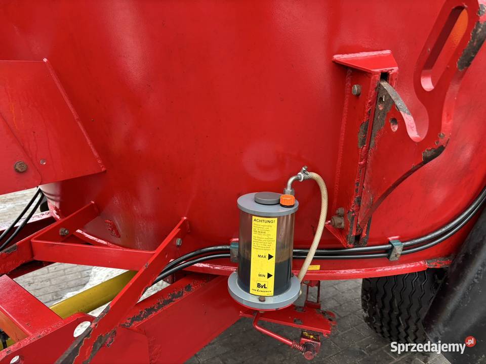 Paszowóz BVL Vmix 10m3 plus wóz paszowy 2011 r nieuszkodzony Myszyniec