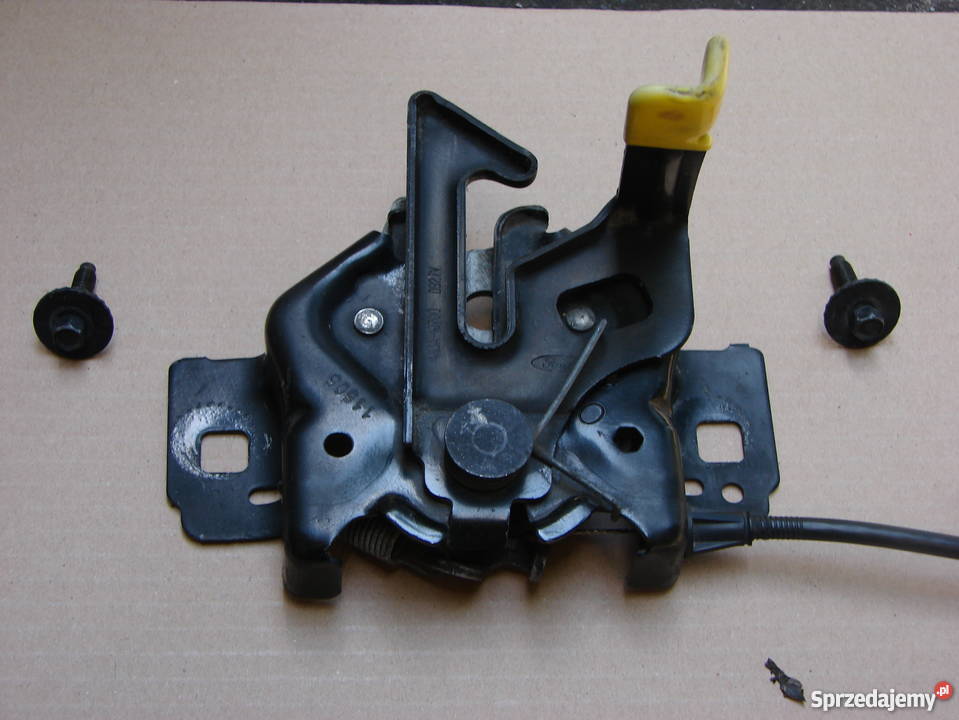 Mustang orginalny zamek maski Rok produkcji 2007 Karoseria Szczebrzeszyn sprzedam