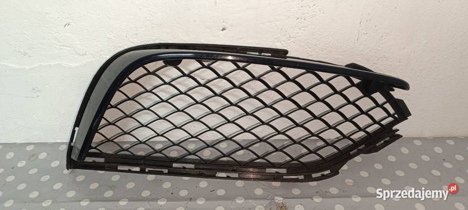 MERCEDES CKLASA W205 AMG KRATKA ZDERZAKA PRAWA osobowe Lubin