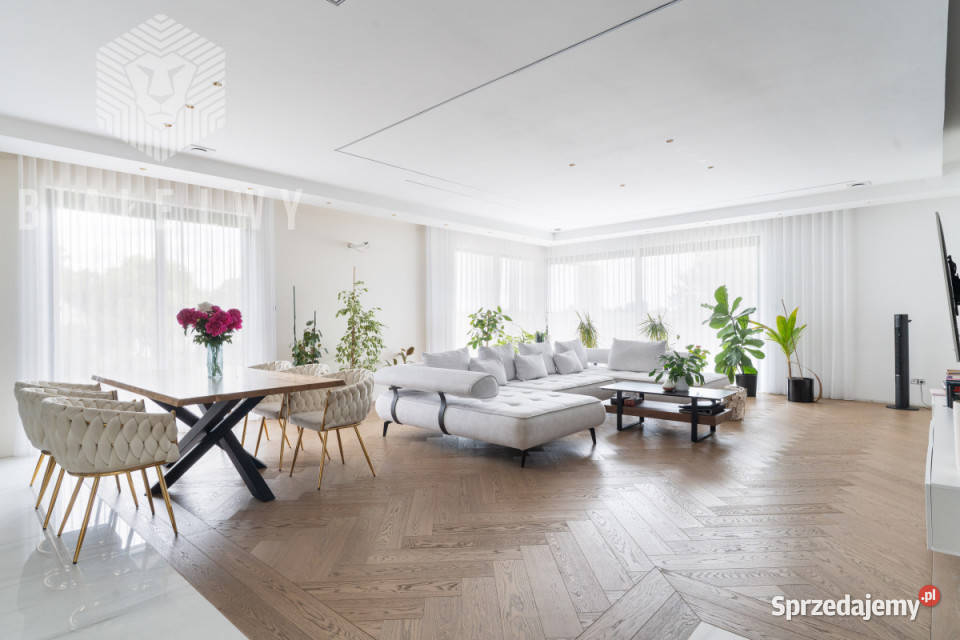 Dom wolnostojący sprzedam 281m2 Dominów Sprzedaż lubelskie