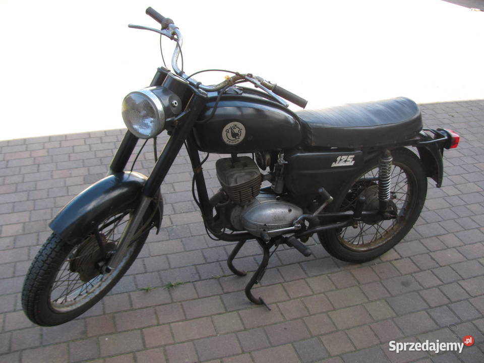 WSK 125 B3 1980r oryginał plomby mały przebieg uszkodzony łódzkie Lubochnia