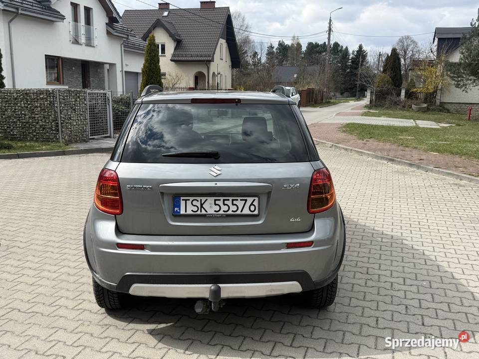 Suzuki SX4 20 DDiS napęd 4x4 135 2010r nieuszkodzony SX4 Suchedniów
