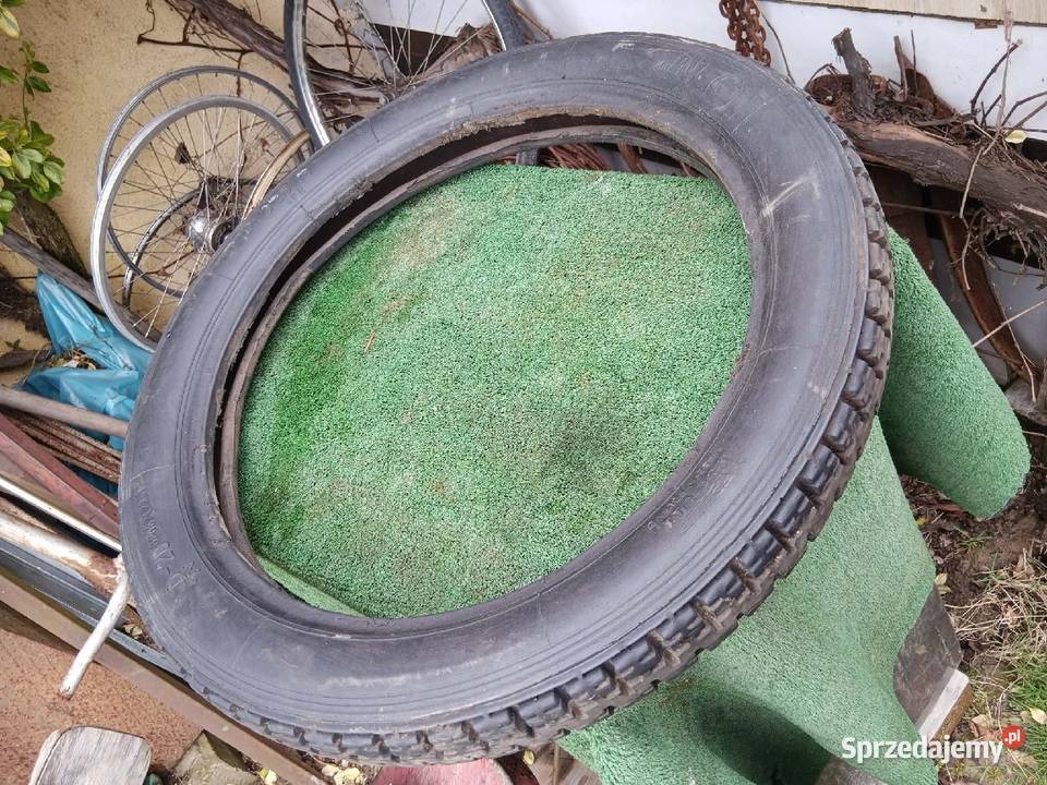 Stara zabytkowa opona motocyklowa 32519