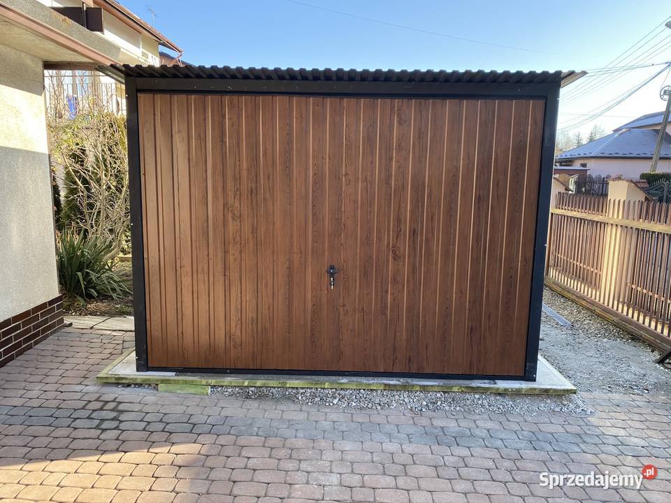 Garaż 3x5 brama uchylana kolor drewnopodobny sprzedam