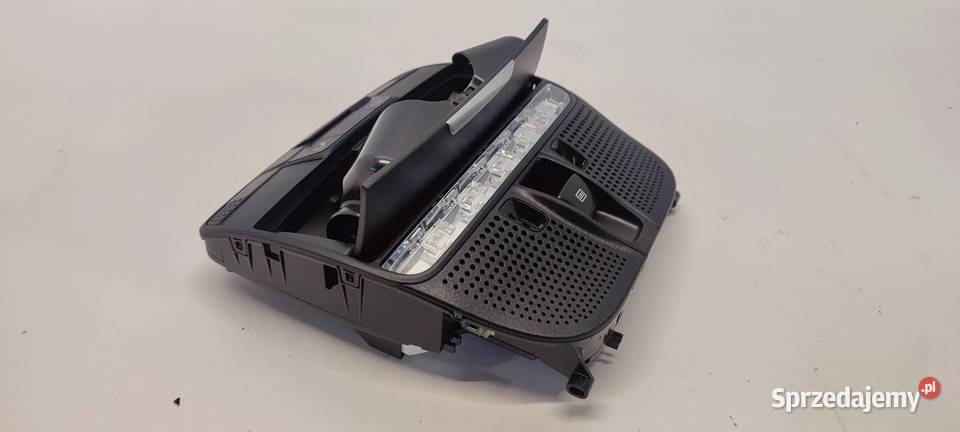 MERCEDES GLC W253 X253 LAMPKA PODSUFITKI osobowe