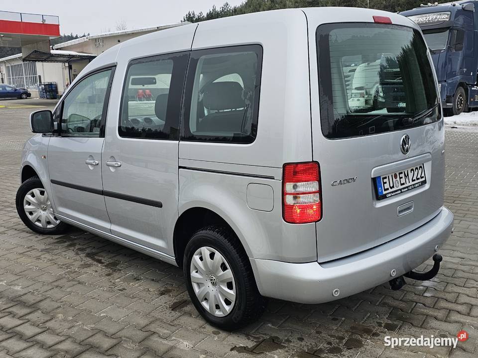 Vw caddy 2011 Benzyna bez rdzy Sandomierz