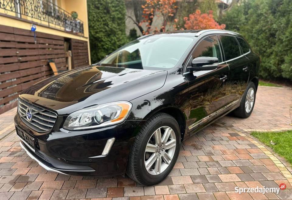 2017 VOLVO XC60 AWD INSCRIPTION