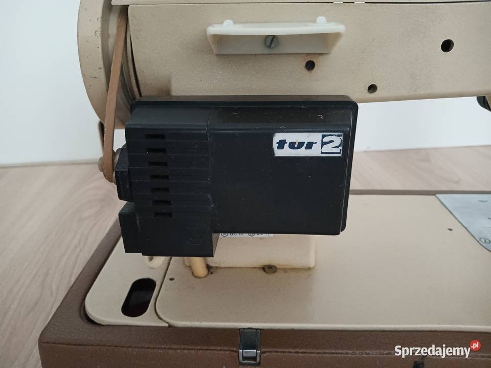 Maszyna do szycia Predom Łucznik 451 PRL Kraków