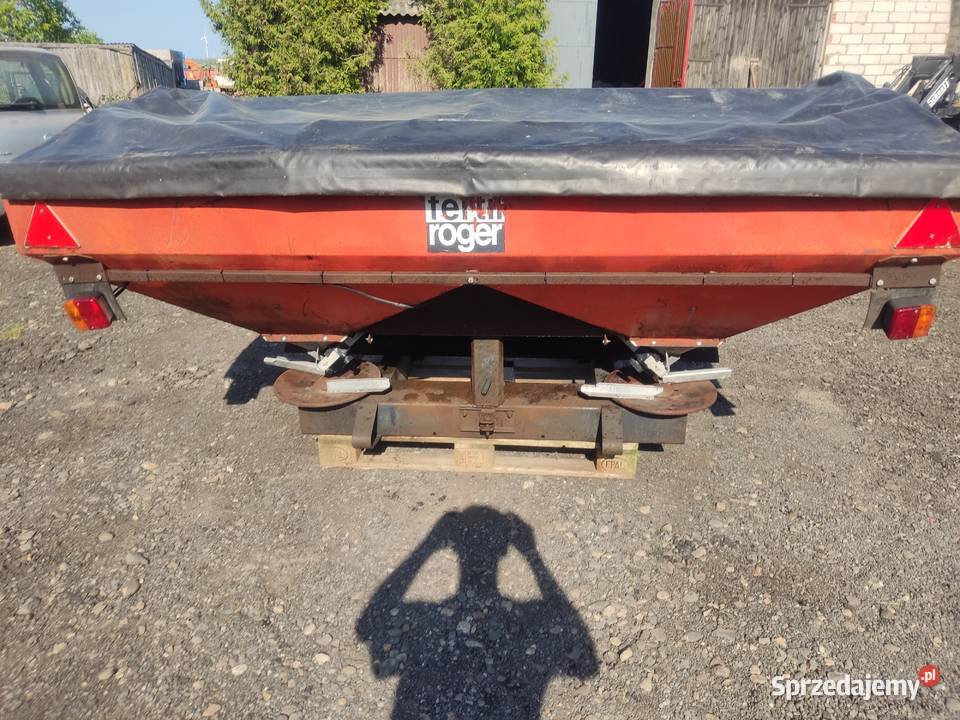 Rozsiewacz nawzou sulky 1500L Hydraulika nieuszkodzony Margonin