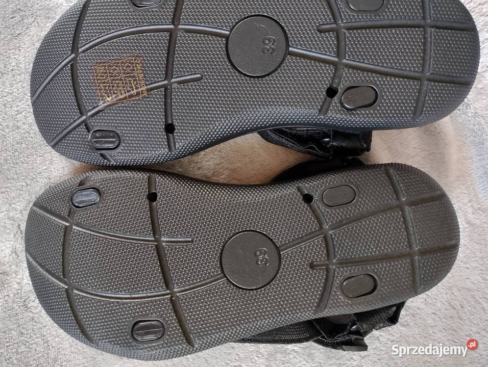 Sandały MSMG w rozmiarze 39 inna Tuchola