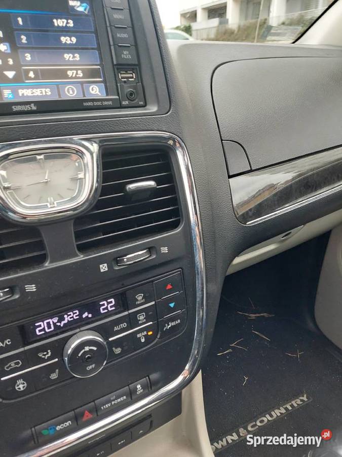 Chrysler TownCountry 2016 Limited Platinium nieuszkodzony Białystok