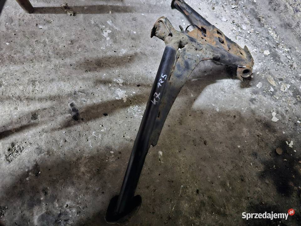 Suzuki Burgman 125 K7 stopka nóżka centralna Podnóżki i stopki Jelenia Góra sprzedam
