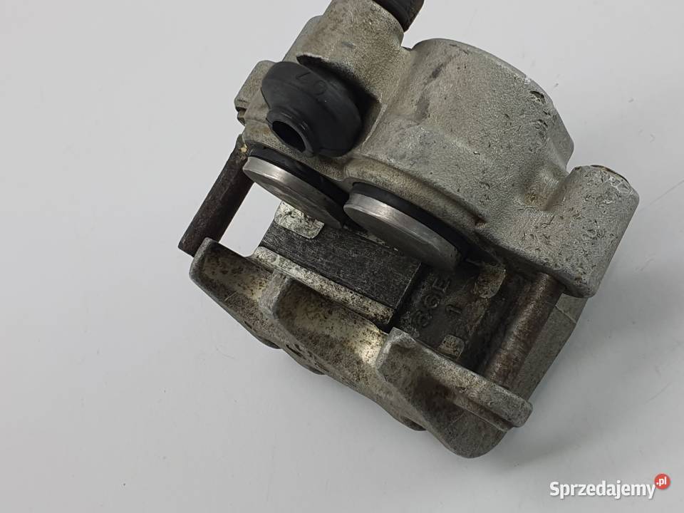 Zacisk Hamulcowy Przod Suzuki Rm 125250 0110 Łódź
