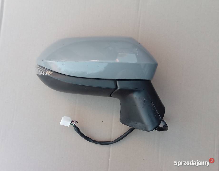 Toyota Corolla E21 11 pin lusterko przednie