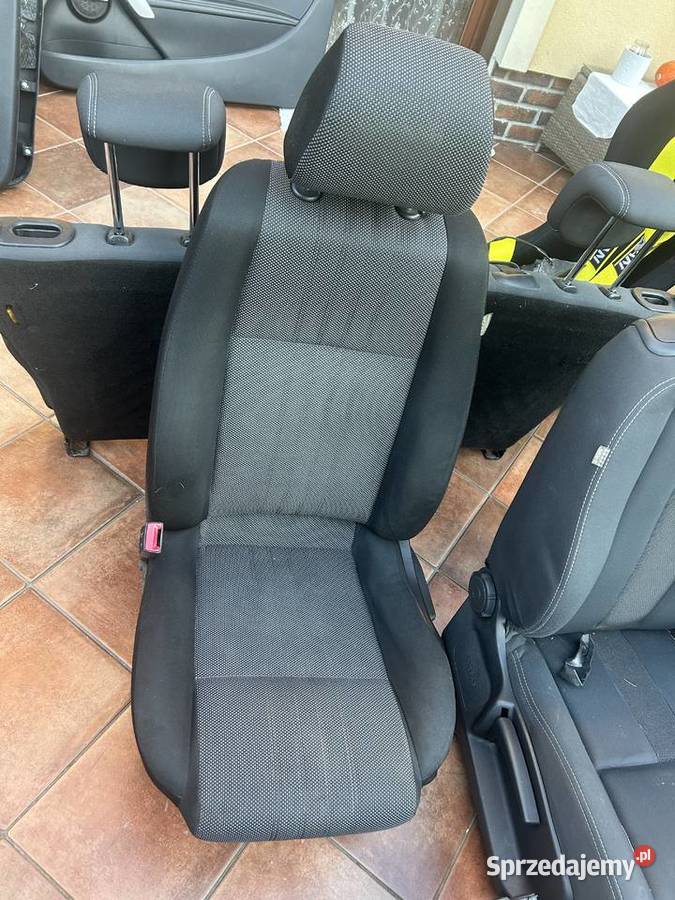 Fotele Boczki welurowe Alfa 159 SW czarne Kraków