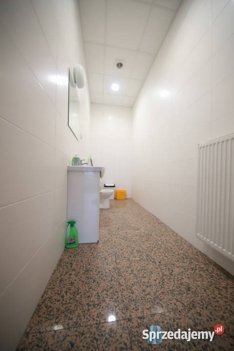 wynajmu lokalu Wola Mrokowska Szkolna 600m2
