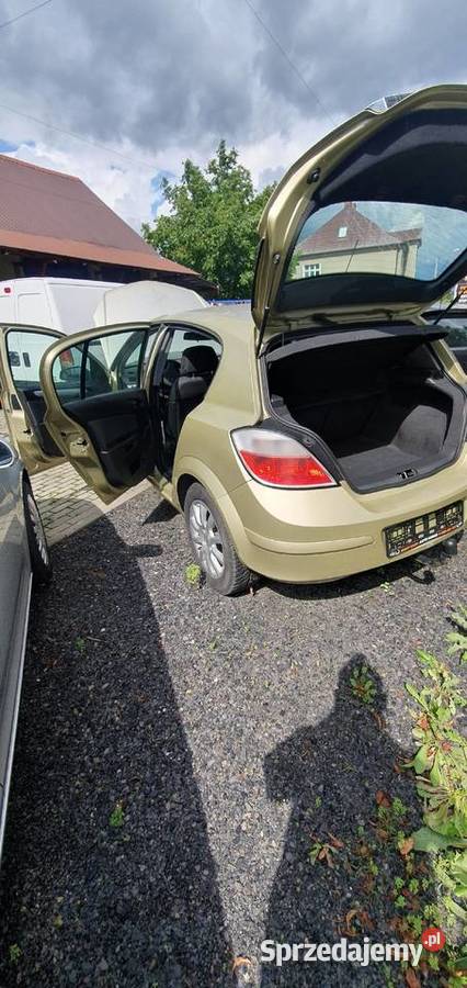 Astra h 16 benzyna klima hak Niemiec 1600cm3 opolskie Kietrz