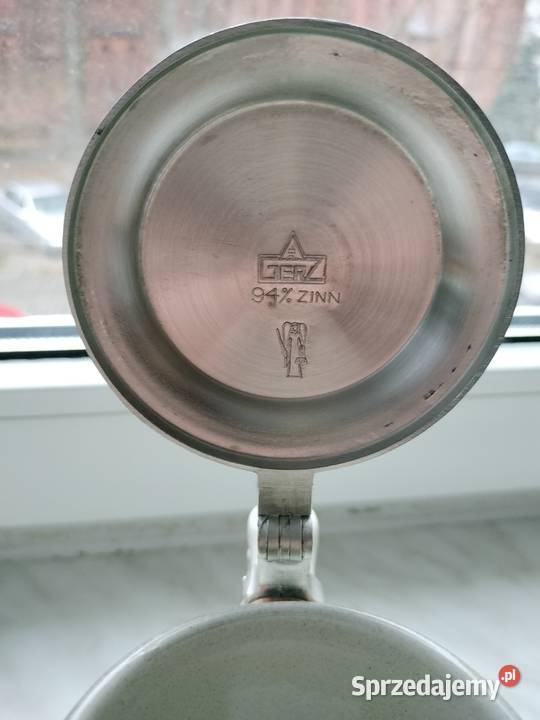 Duży kufel gliniany z deklem z cyny Jerz Choszczno