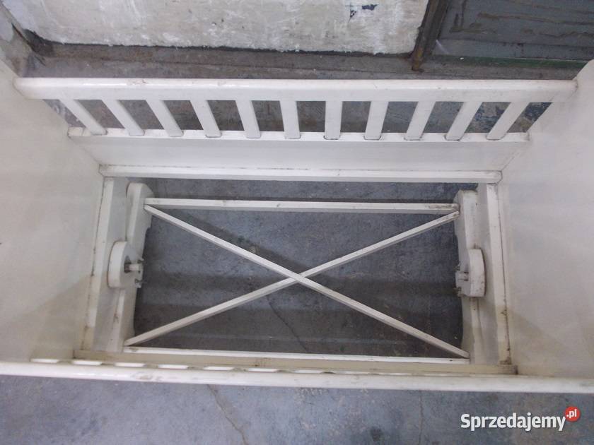 Stara drewniana kołyska łóżeczka dziecięce śląskie Bielsko-Biała