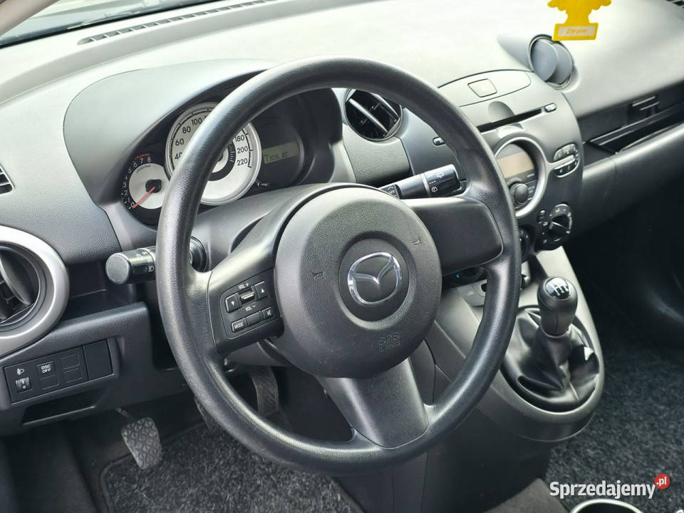 Mazda 2 13 Benzyna Serwisowany Gwarancja Bogate nieuszkodzony świętokrzyskie Piekoszów