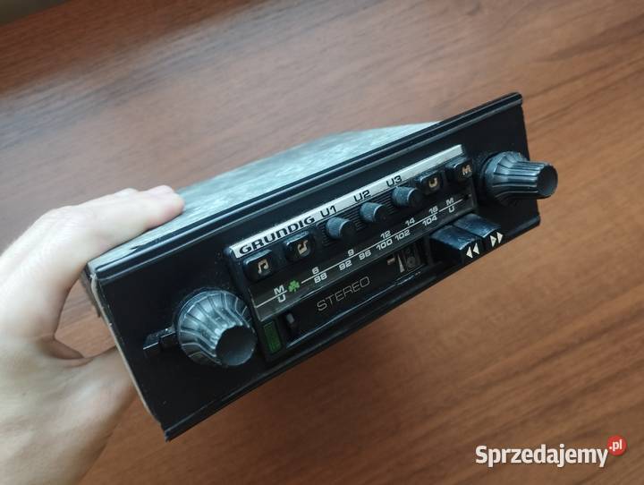Radio samochodowe Grundig Sławniów