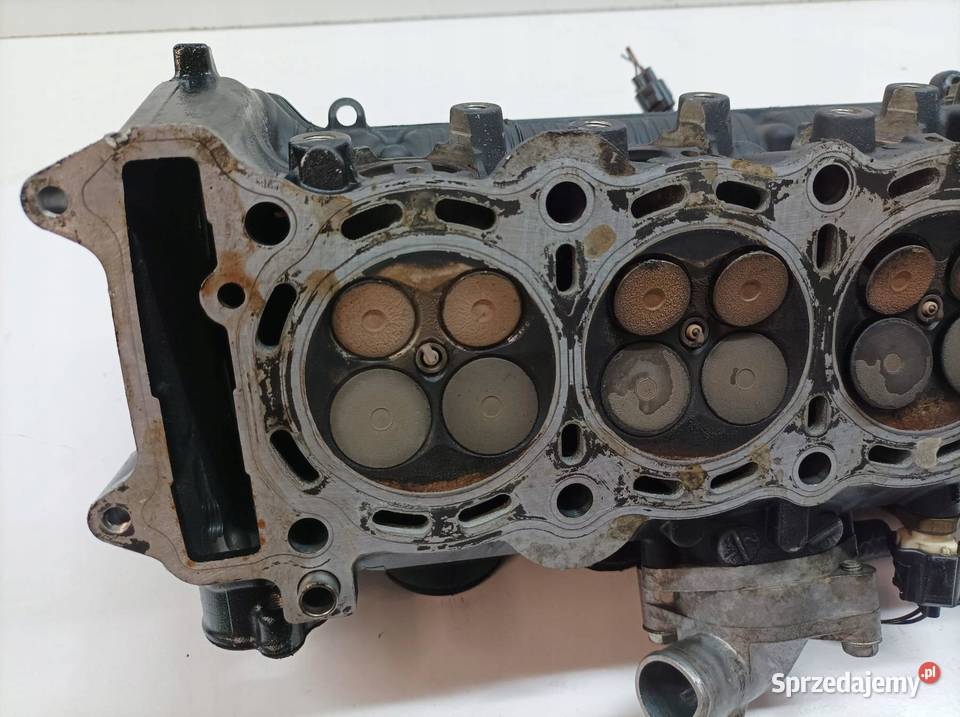 GŁOWICA KOMPLETNA 117Z24 B0079O Suzuki GSXR600 osobowe Głowice cylindrów