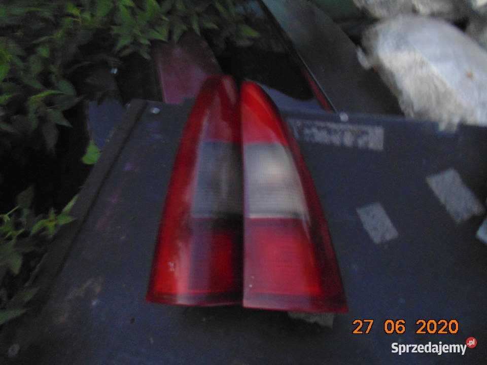 Lampa tylna dolna prawa lewa Volvo V70 I 850 osobowe Kraków