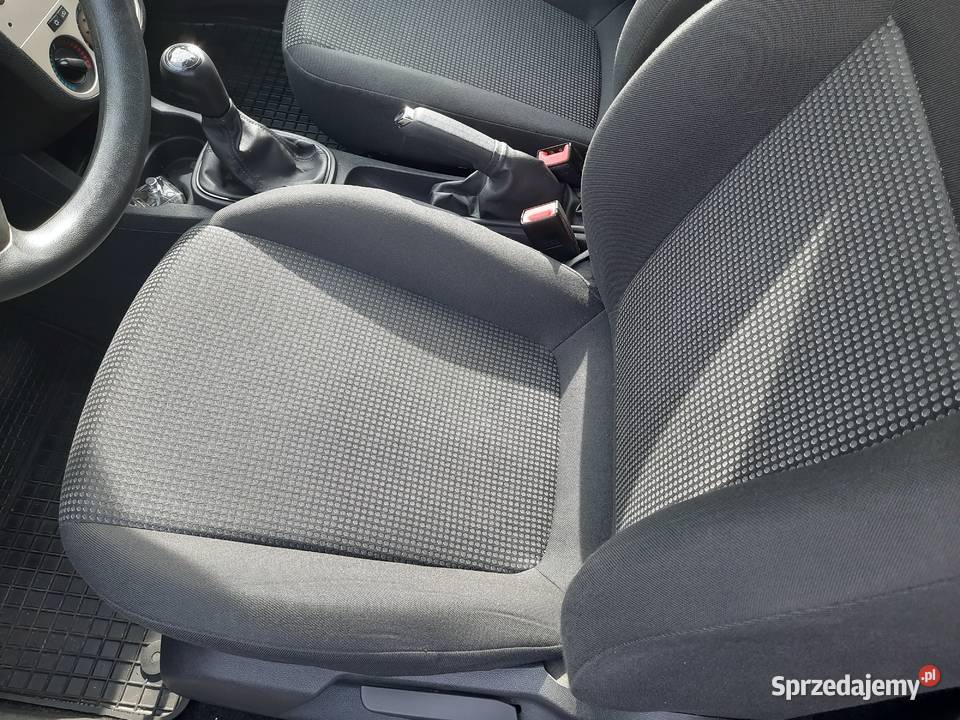 Sprzedam Opel Corsa D nieuszkodzony Ruda Śląska