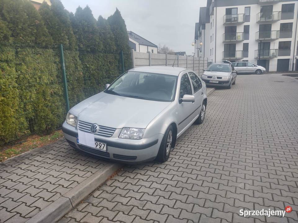 Volkswagen Bora produkcji 1999 silnik 16 benzyna Wrocław