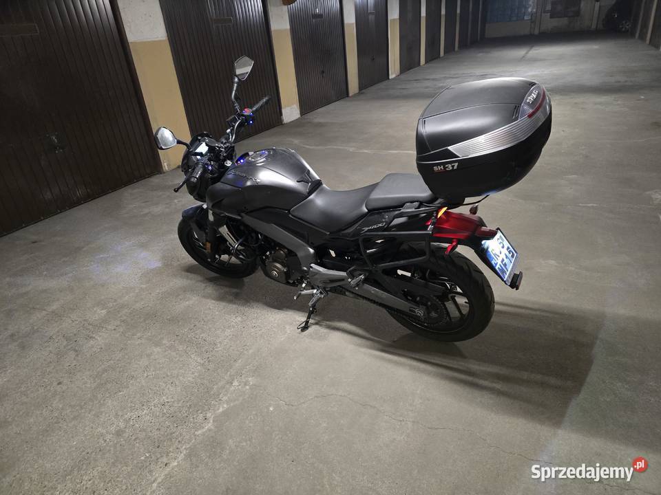 Bajaj Dominar 400 Czarny super stan akcesoria Tarnów