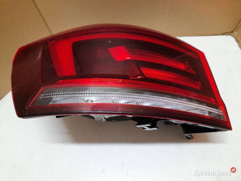 VW Golf VII 7 Sportsvan Lift LED lampa tylna tył Goleniów