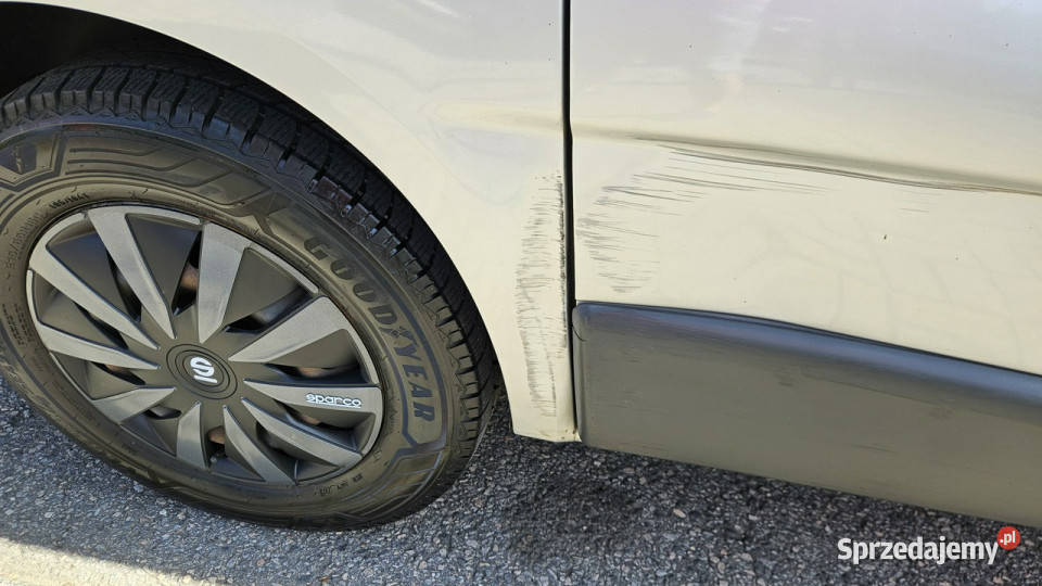 Nissan Primastar gniazdo USB sprzedam