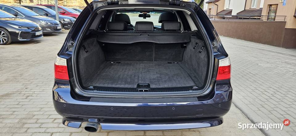 Bmw E61 lift 2009r 20 benz stan wzorowy bogata Elbląg
