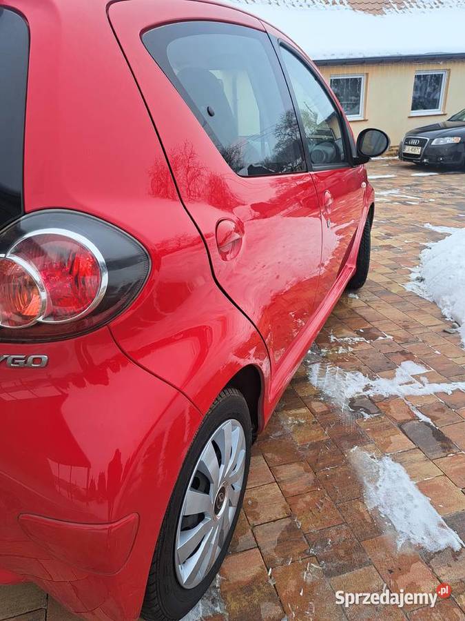 Toyota aygo ACTIVE RED Luna AC Roźwienica sprzedam
