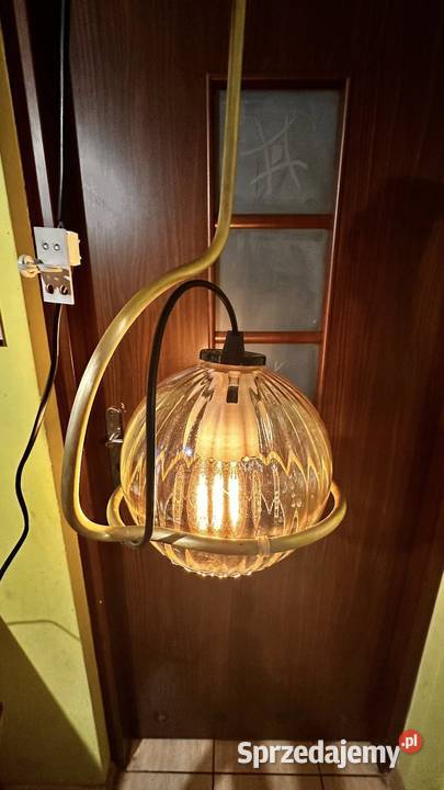 Lampę wiszącą piękną odnowioną Lata PRL Lubasz