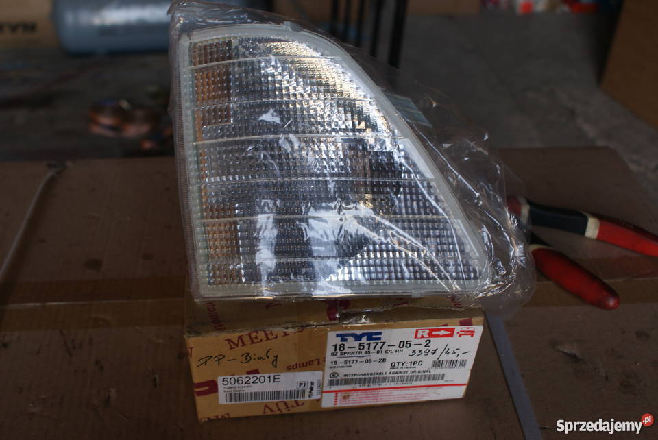Lampa kierunkowskazu przód P przezroczysty Białobrzegi