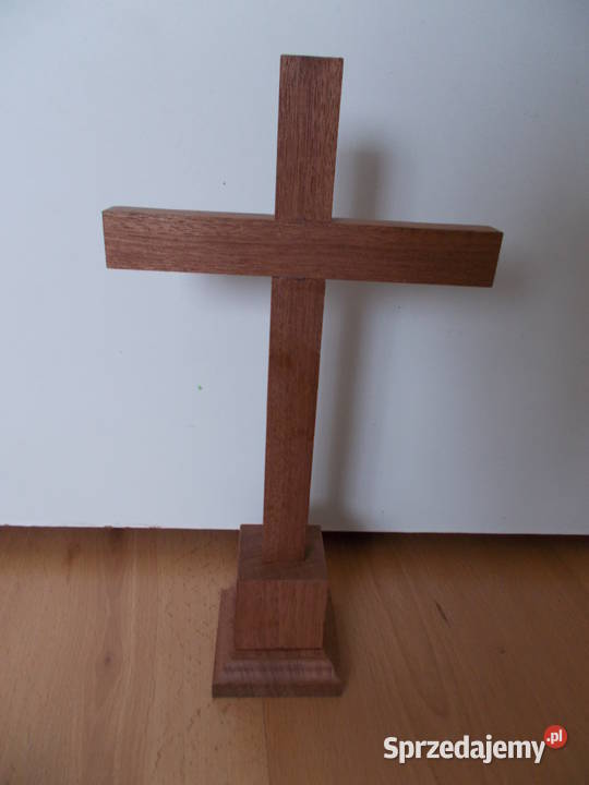 Drewniany duży mahoniowy mahoń krzyż na ścianę