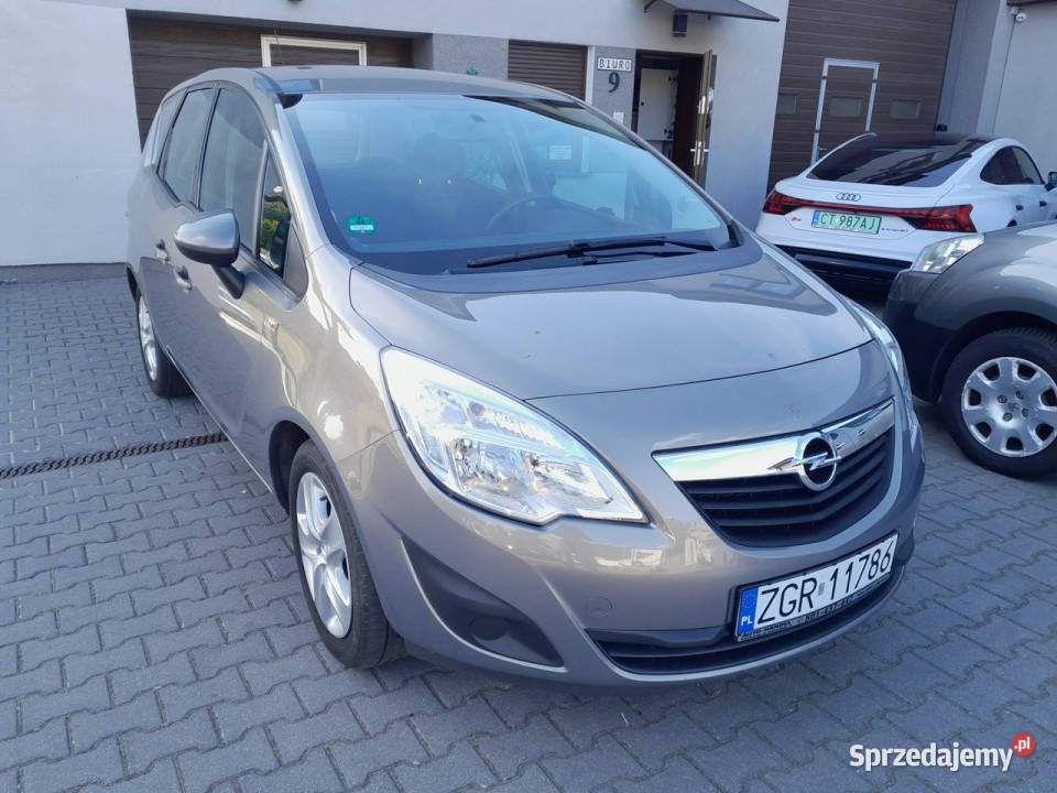 Opel Meriva 14i TURBO klima 120 stan serwis II ESP
