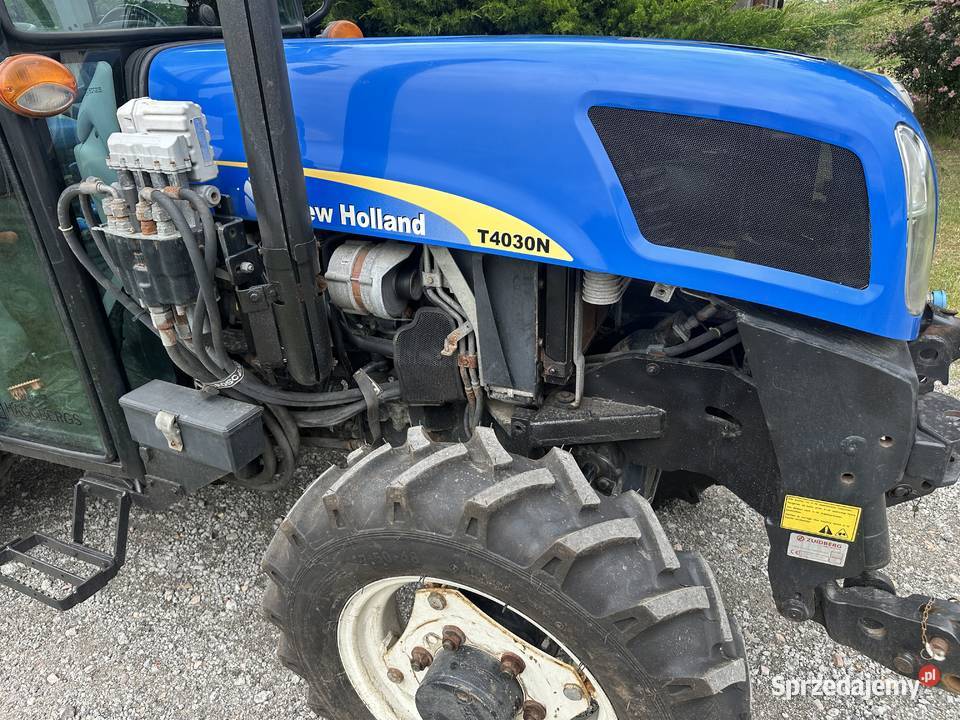 Ciągnik sadowniczy Holland T4030 sprzedam